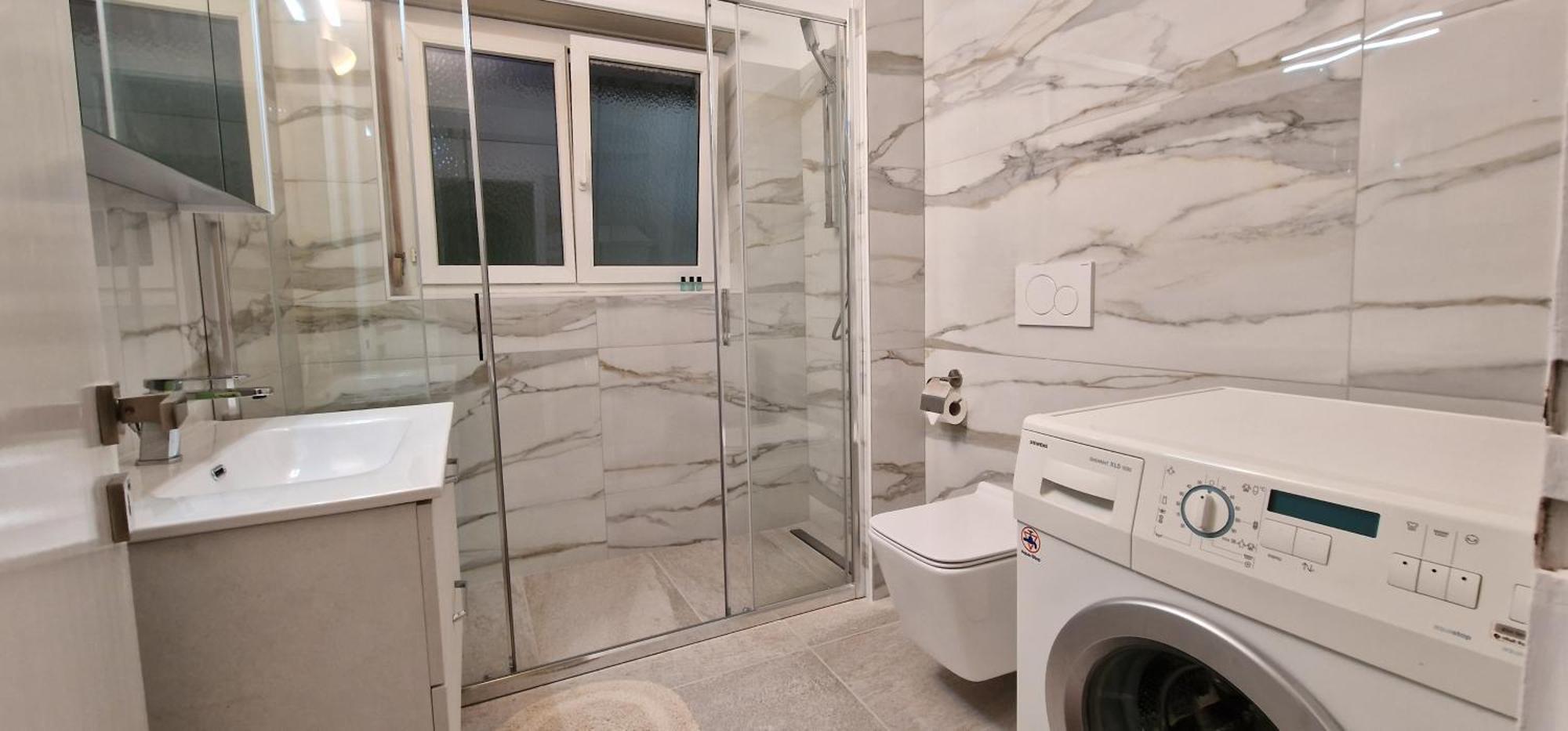 Lugano Lakeview Apartment Private Parking & Self Check-In Εξωτερικό φωτογραφία